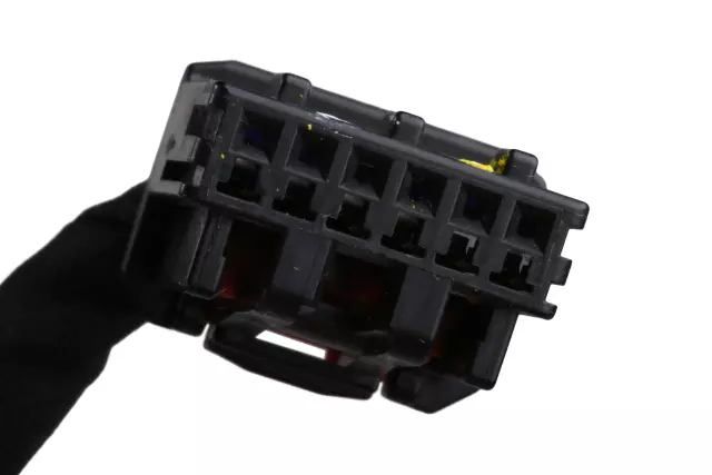 23105217 - : Front Passenger Side Door Lock, Power Window, and Door Mirror Wiring Harness for GM Image