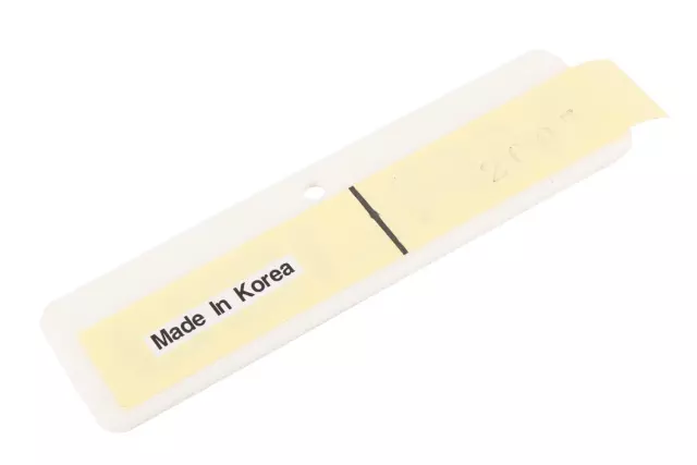 22842005 - Body: Nameplate for Chevrolet: Malibu Image