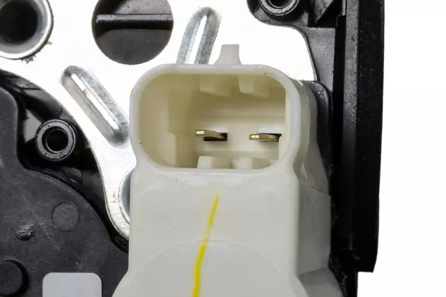 15110507 - Body: Lock for Buick: Rainier | Chevrolet: Trailblazer, Trailblazer EXT | GMC: Envoy, Envoy XL, Envoy XUV | Oldsmobile: Bravada Image