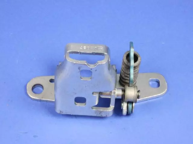 Rear Door Lower Hinge, Right - Mopar (68058536AE)