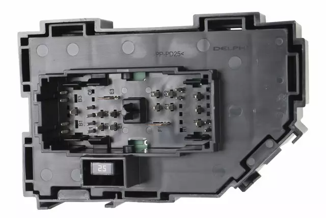 22925212 - Electrical: Junction Block for Cadillac: Escalade, Escalade ESV, Escalade EXT | Chevrolet: Avalanche, Suburban 1500, Suburban 2500, Tahoe | GMC: Yukon, Yukon XL 1500, Yukon XL 2500 Image