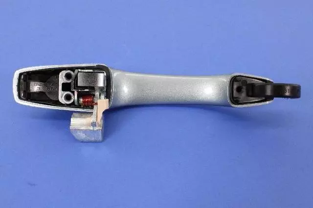 Exterior Door Handle, Right - Mopar (XU80JBAAG)