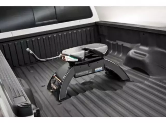 Hitch Kit - 5th Wheel - 18, 000 Lbs - Ford (PC3Z-19D520-A)