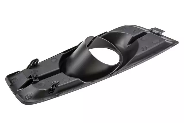 Front Passenger Side Fog Lamp Bezel - GM (94831152)