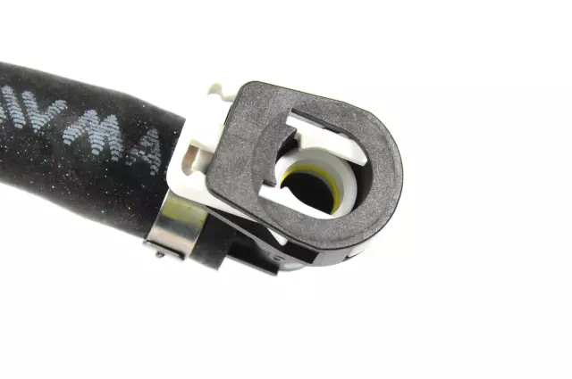 Power Brake Booster Vacuum Pipe Assembly - GM (13457666)