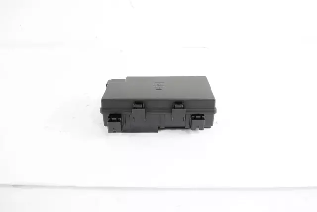Intelligent Power Power Distribution Center - Mopar (68425215AB)