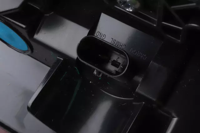 High Mount Stop and Cargo Lamp - GM (84699124)