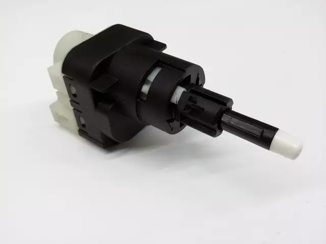 1K2945511RDW - : Brake Light Switch for Volkswagen: Golf, Golf R, Passat, Phaeton Image