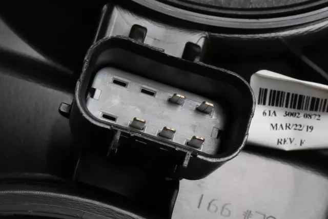 Driver Side Headlamp - GM (84434763)