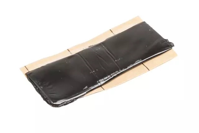 13414124 - : Quarter Outer Panel Baffle Plate for GM Image