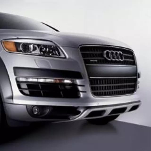4L0071053 - Exterior: Front Valance for Audi: Q7 Image