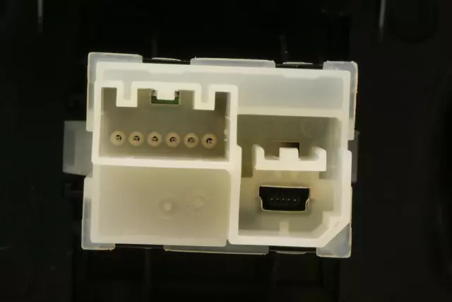 23467113 - : Synthesis Front Floor Console Trim Plate for GM Image