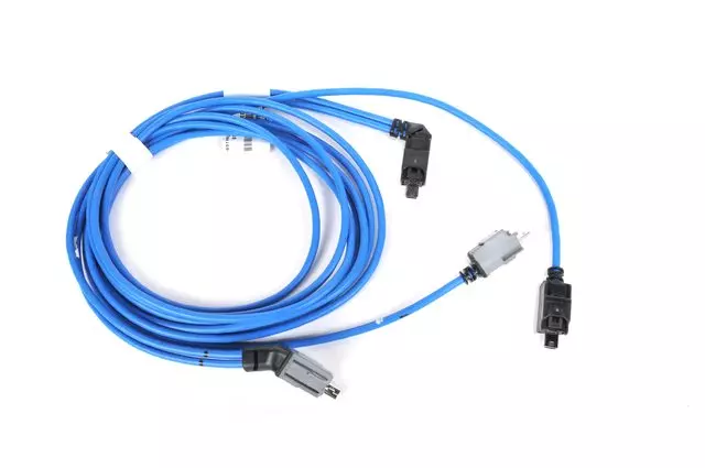 84077941 - Electrical, Lighting and Body: Video Antenna Cable for ACDelco Image