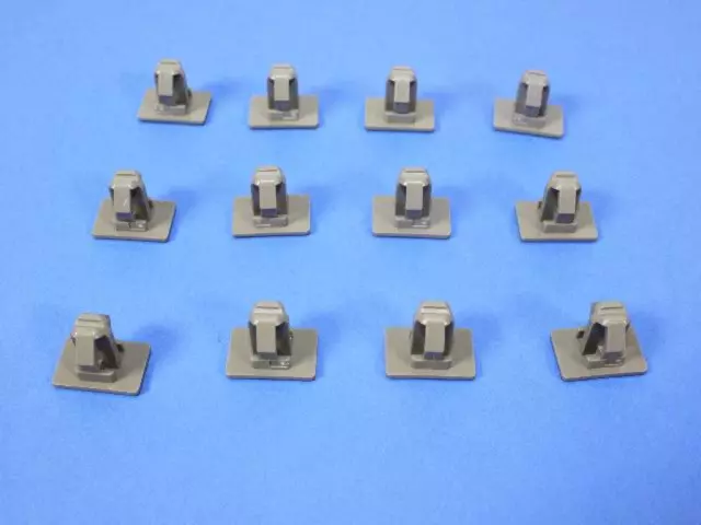 1BA41CY1AA - Exterior Ornamentation: Cladding Clip for Mopar Image image