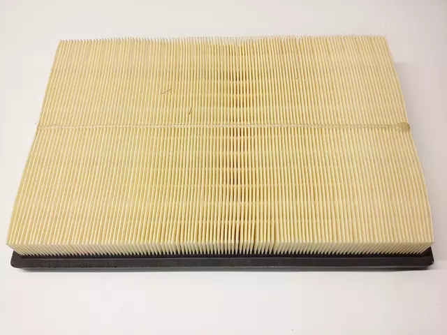 Engine Air Filter - Toyota (17801-0V020)