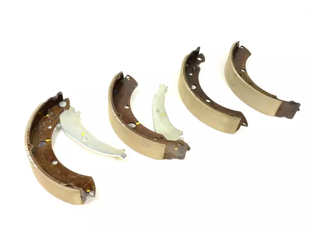 Drum Shoe And Lining Kit, Right Or Left - Mopar (05140710AA)