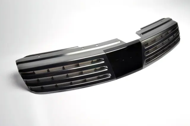 62070AL600 - : Grille Radiator. for Nissan: GT-R Image
