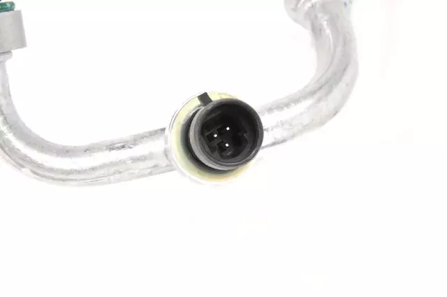 Air Conditioning Refrigerant Suction Hose - GM (39097990)
