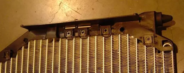 Condenser - Toyota (88460-06060)