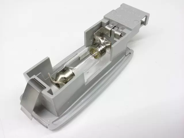 1K0947109Y20 - Body: Visor Lamp for Volkswagen: CC, e-Golf, Eos, Golf, Golf Alltrack, Golf R, Golf SportWagen, Jetta, Passat, Tiguan, Tiguan Limited Image