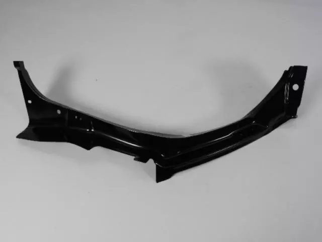 Liftgate Opening Trough, Right - Mopar (5076962AC)