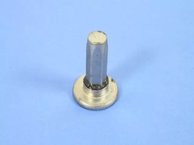 Installation Rivnut - Mopar (6509876AA)