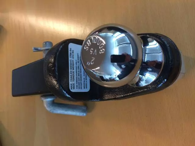 Ball Mount - Audi (4L0-092-770-U)