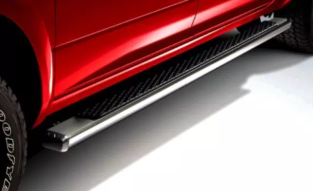 TUBULAR SIDE - STEP KIT  82212100AD - Mopar (82212100AD)