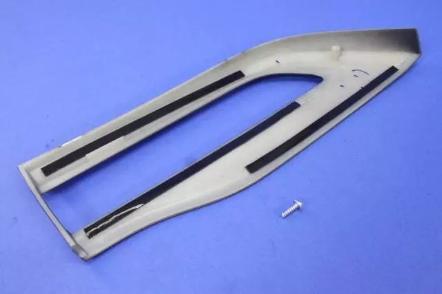 Tail Lamp Bezel Kit, Left - Mopar (68219799AC)