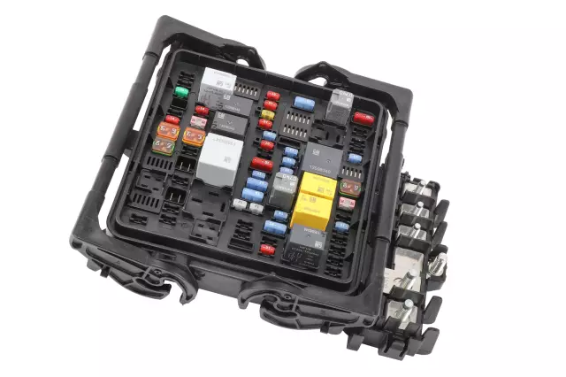 Engine Wiring Harness Junction Block - GM (84422385)