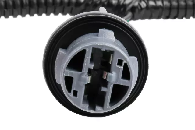 Tail Lamp Wiring Harness - GM (23106744)