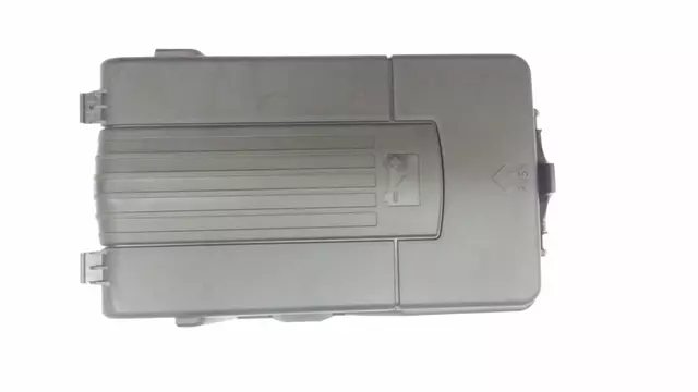 3C0915443A - Electrical: Top Cover for Volkswagen: CC, Eos, Golf, Golf R, GTI, Jetta, Passat, R32, Rabbit, Tiguan, Tiguan Limited Image