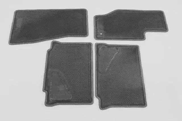 1GL691DVAB - : Floor Mat for Jeep: Grand Cherokee Image