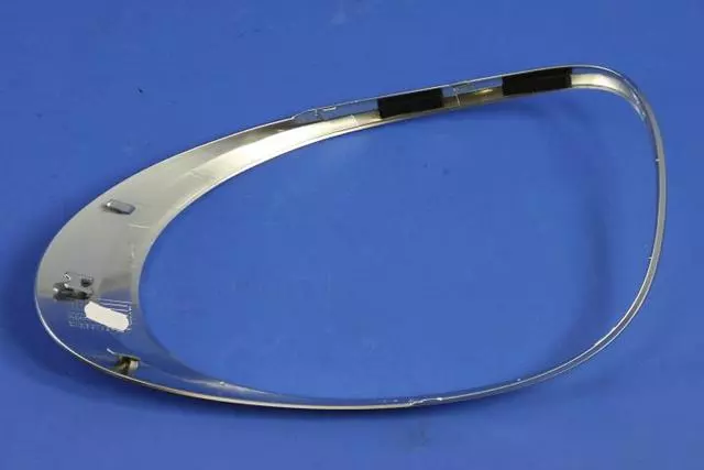 Tail Lamp Close Out, Left - Mopar (68235999AA)