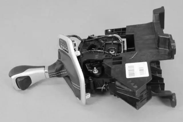 Transmission Shifter - Mopar (1UT661UCAH)