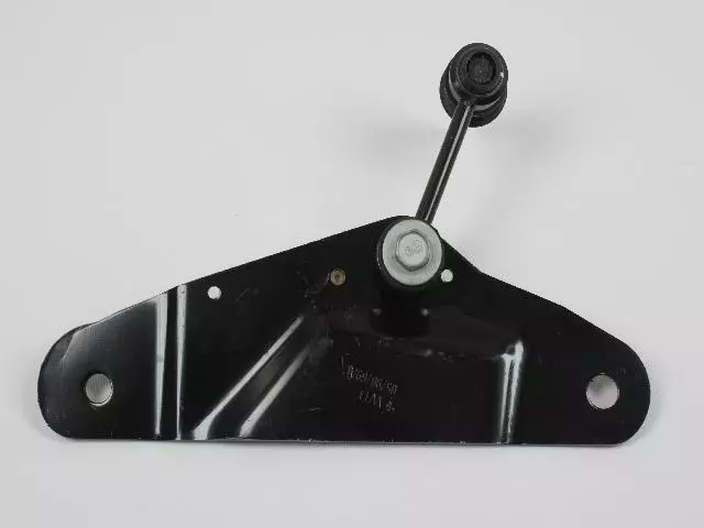 5290769AC - : Stabilizer Bar Link Assembly, Left for Mopar Image