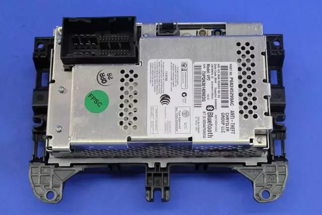 Multi Media Radio - Mopar (68245299AE)