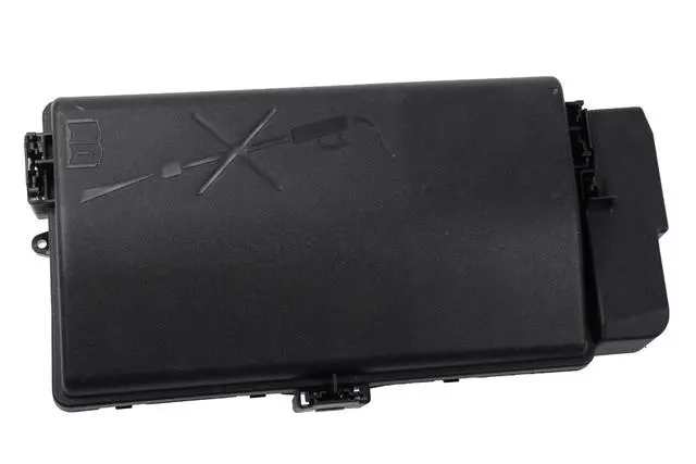 90767240 - Electrical: Fuse &amp; Relay Box for Buick: LaCrosse Image