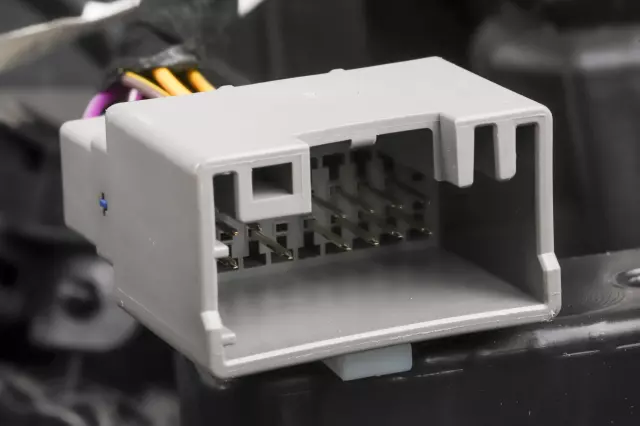 Door Trim Panel - GM (84586704)