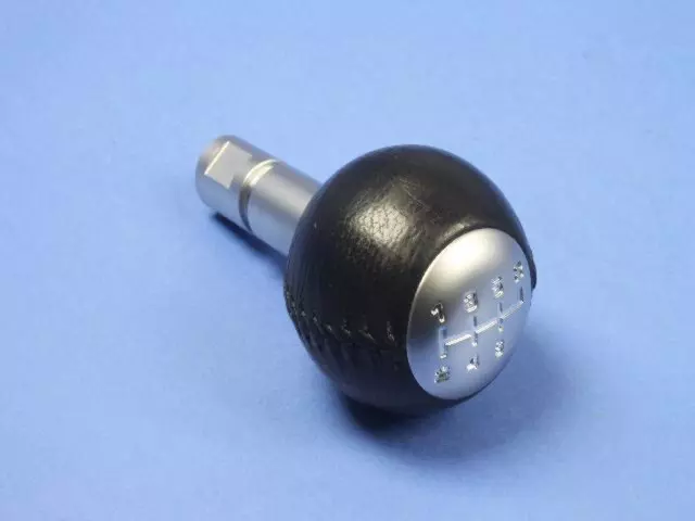 Gearshift Knob - Mopar (1SZ091X9AA)