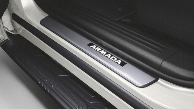 Illuminated Kick Plates - Nissan (T99G6-5ZW30)