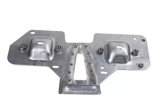 Front Driver Side Shock Absorber Upper Bracket - GM (25890179)