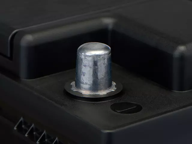 93G130 - Electrical, Charging and Starting: Battery for BMW: 524td, 525i, 525iT, 528e, 530i, 535i, 535is, 540i, 735i, 735iL, 740i, 740iL, 750iL, 840Ci, 850Ci, 850CSi, 850i, L7, M5, M6 | Jaguar: Super V8, Vanden Plas, XF, XK, XKR | Volvo: S80, V60, V60 Cross Country Image