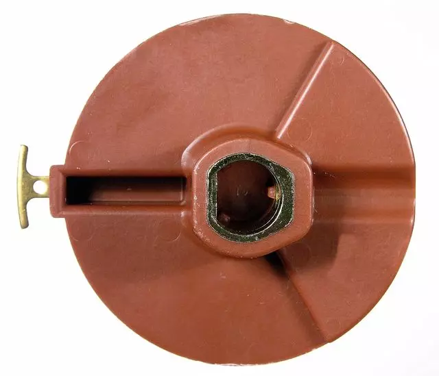 E404A - : Distributor Rotor for Lexus: ES250 | Toyota: Camry Image