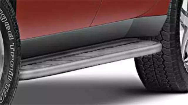 19154905 - Exterior: Assist Steps for Buick: Rainier | Chevrolet: Trailblazer Image
