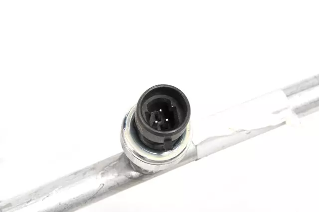 1534923 - HVAC: ACDelcoâ„¢ A/C Refrigerant Discharge Hose for Chevrolet: Camaro Image