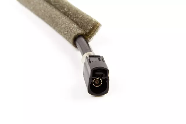 23129686 - Electrical: Antenna Cable for Cadillac: Escalade, Escalade ESV | Chevrolet: Suburban, Tahoe | GMC: Yukon, Yukon XL Image