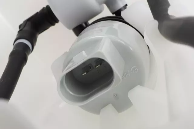 Washer Reservoir - GM (42734789)