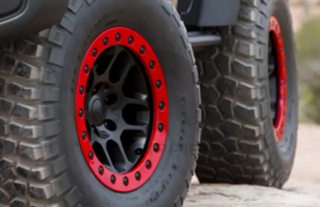 17-Inch Bead-Lock-Capable Wheel - Mopar (77073015aa)