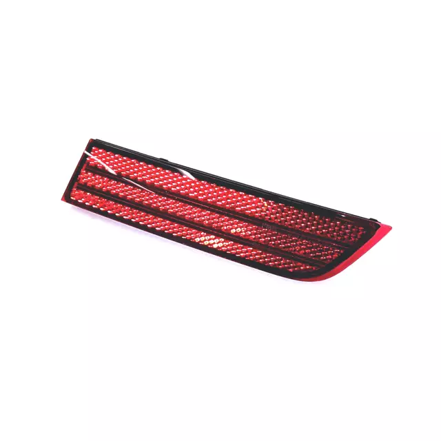 7P6945105A - Body: Reflector for Volkswagen: Touareg Image